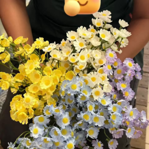 Small Silk Artificial Daisy Bouquet | 28cm 6 Stems | 6 Optional Colors